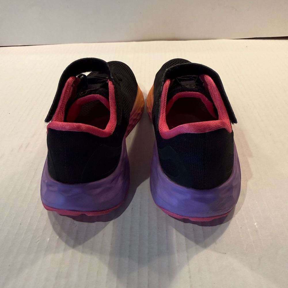 Girls New Balance Arishi Grade Sneakers - Picture 4 of 7